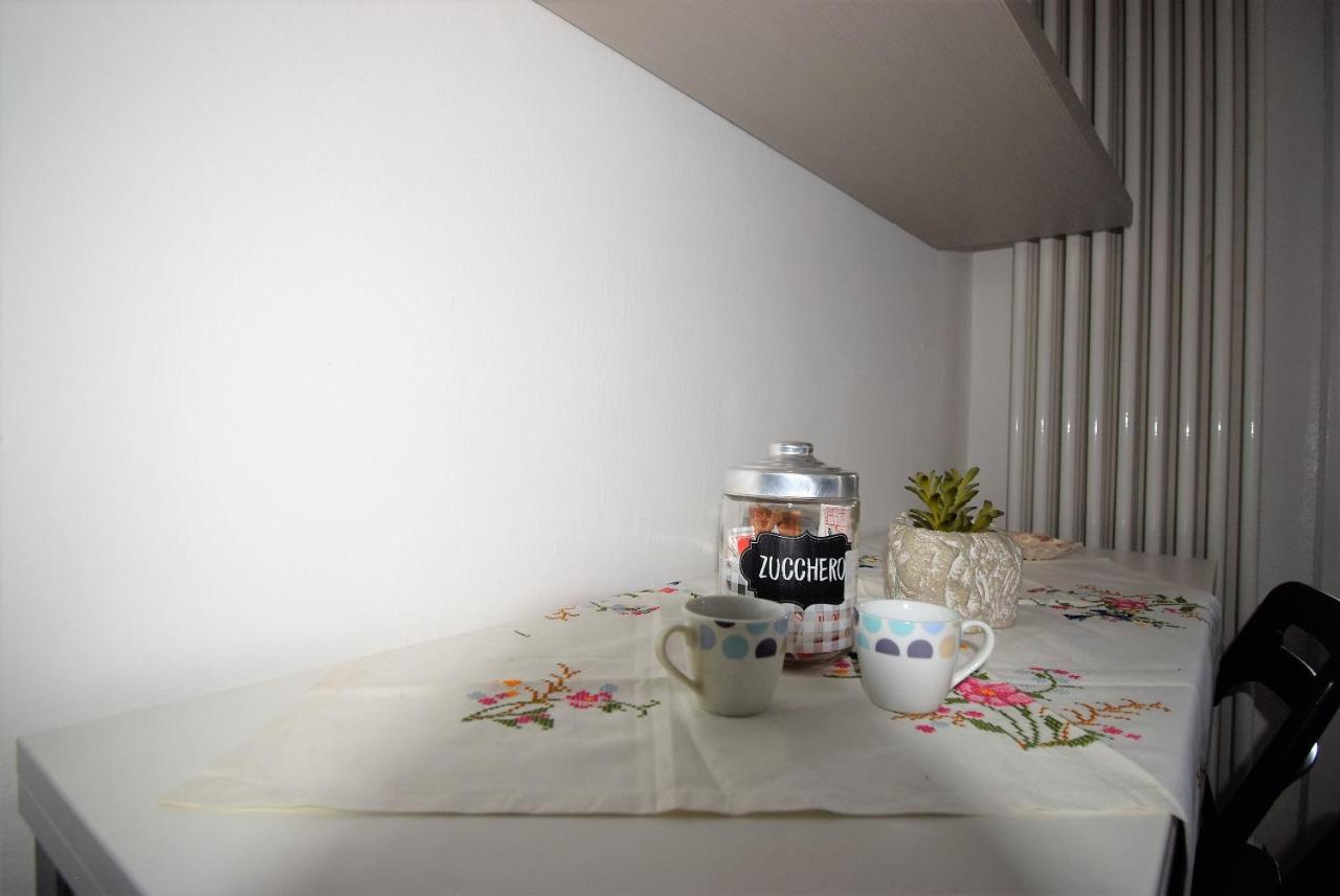 Monolocale Nuovissimo San Giuliano Milanese Appartement Buitenkant foto