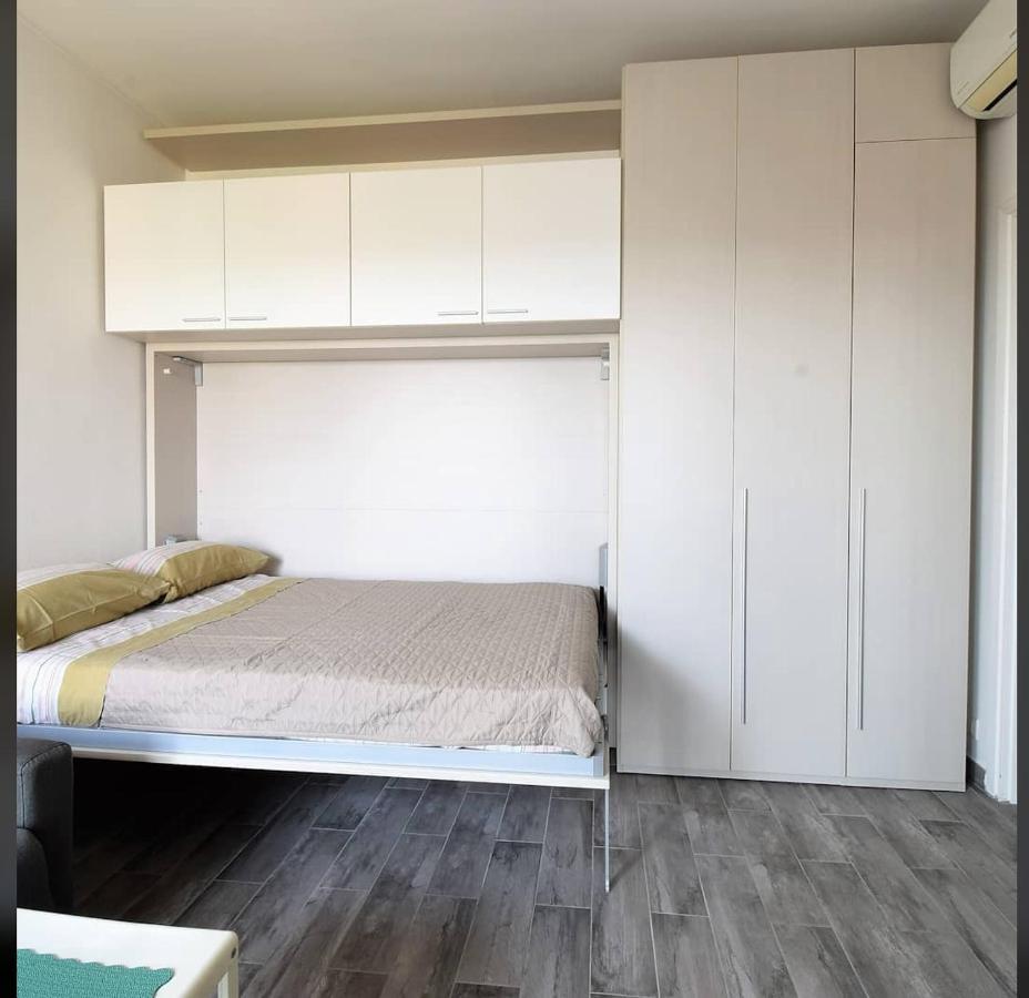 Monolocale Nuovissimo San Giuliano Milanese Appartement Buitenkant foto